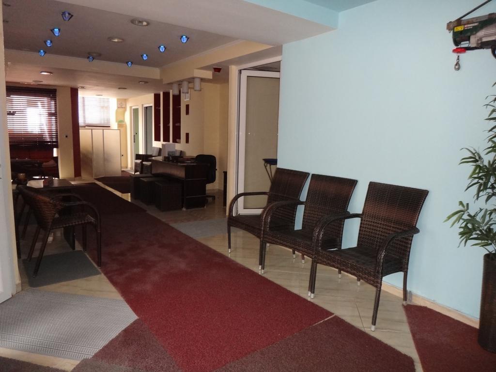 9 Queens Spa Hotel لوترا إديبسو المظهر الخارجي الصورة