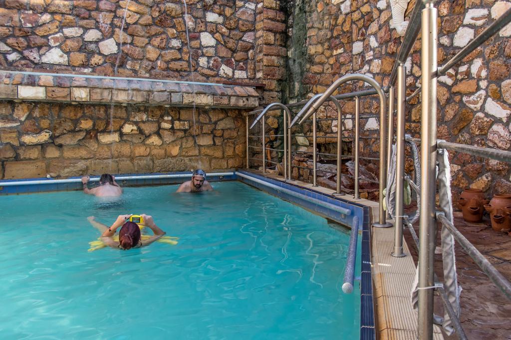 9 Queens Spa Hotel لوترا إديبسو المظهر الخارجي الصورة