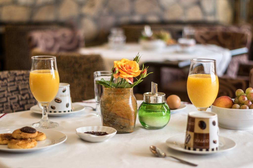 9 Queens Spa Hotel لوترا إديبسو المظهر الخارجي الصورة