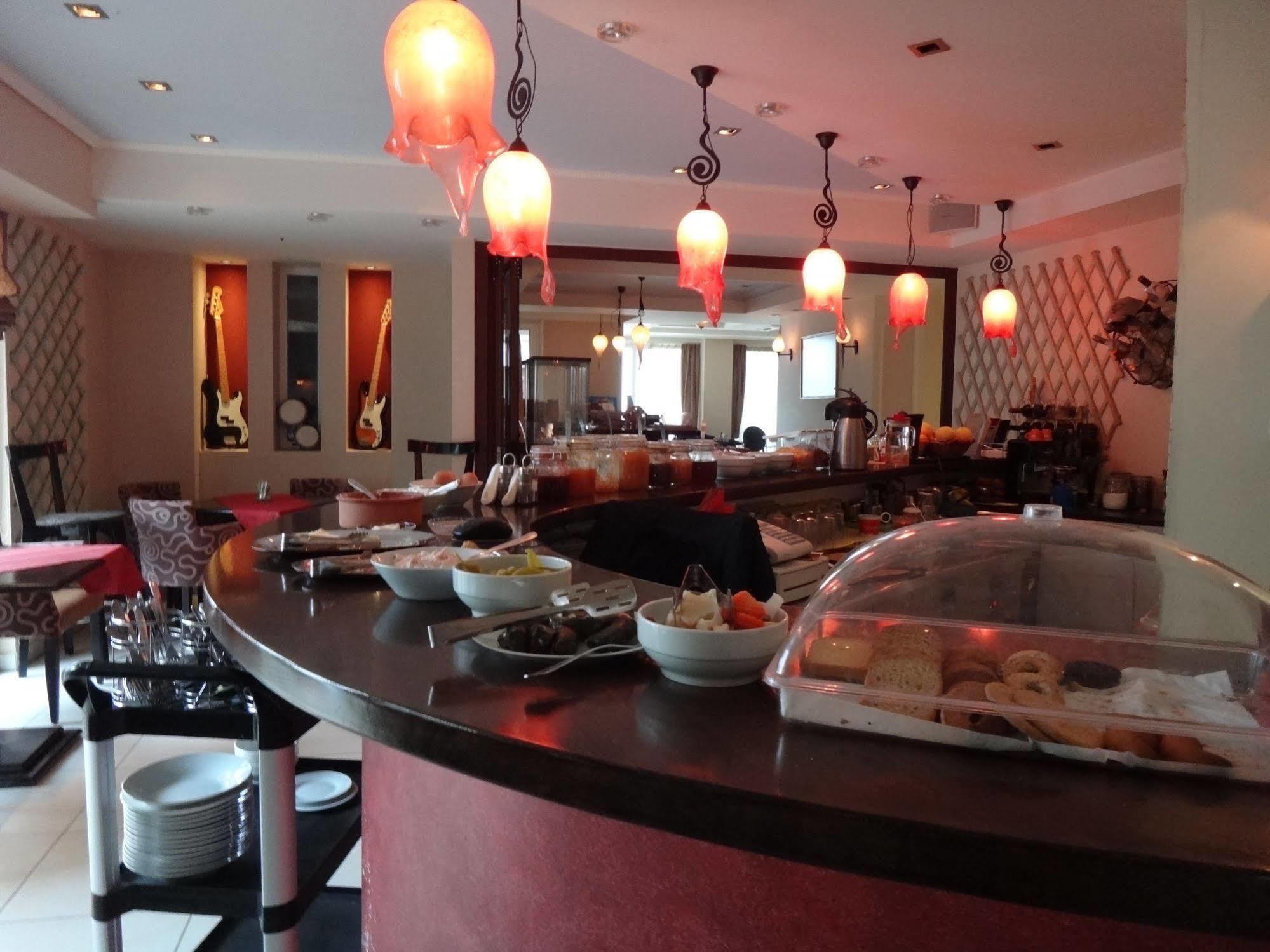 9 Queens Spa Hotel لوترا إديبسو المظهر الخارجي الصورة