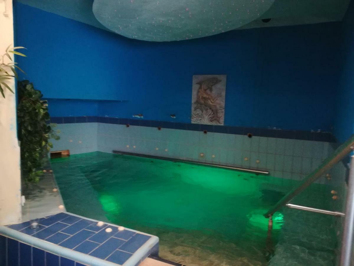 9 Queens Spa Hotel لوترا إديبسو المظهر الخارجي الصورة